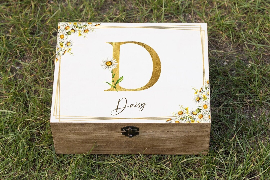 Personalized Daisy Keepsake Box: Custom Initial Wooden Memory Chest - Etsy