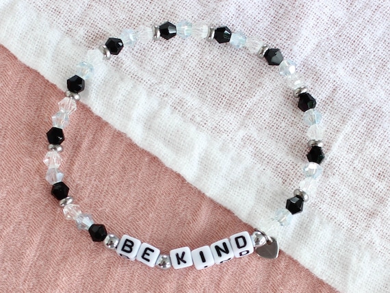 Amazon.com: IQPDYV Breast Cancer Awareness Bracelets Natural Stone Beaded  Ribbon Bracelets Encouragement Inspirational Bracelets for Women Girls Best  Friend (A): Clothing, Shoes & Jewelry