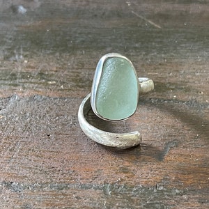 Sea Glass Liparis Ring