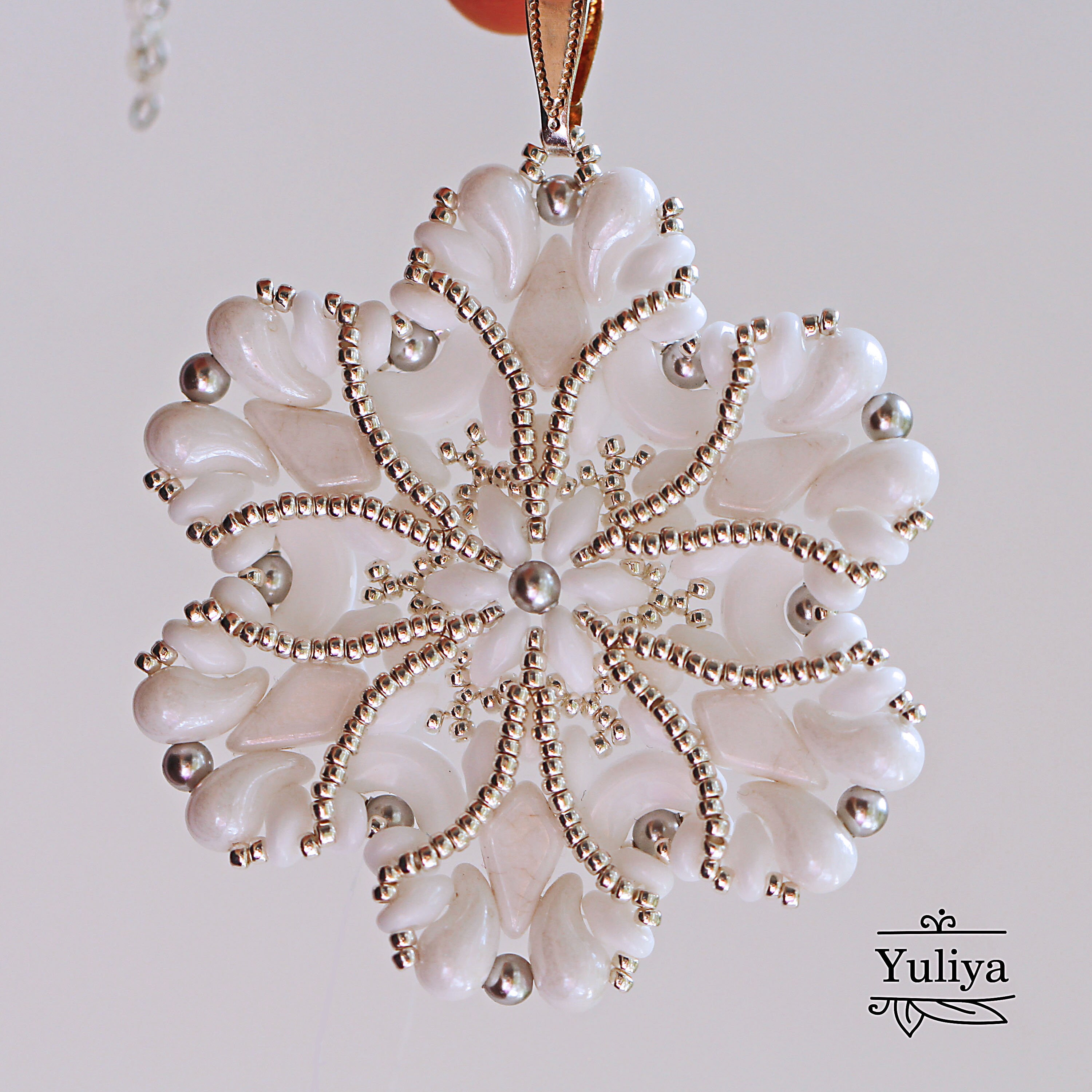 Beaded Pendant Tutorial Snowflake, Superduo Bead Pattern; New Year ...