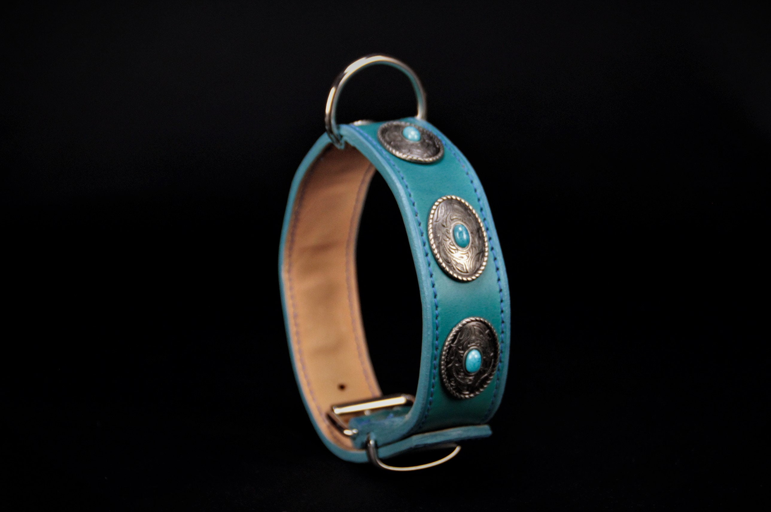 Collier Pour Chien en Cuir Vachette Bleu Turquoise Décors Conchas Turquoise, Dog Collar