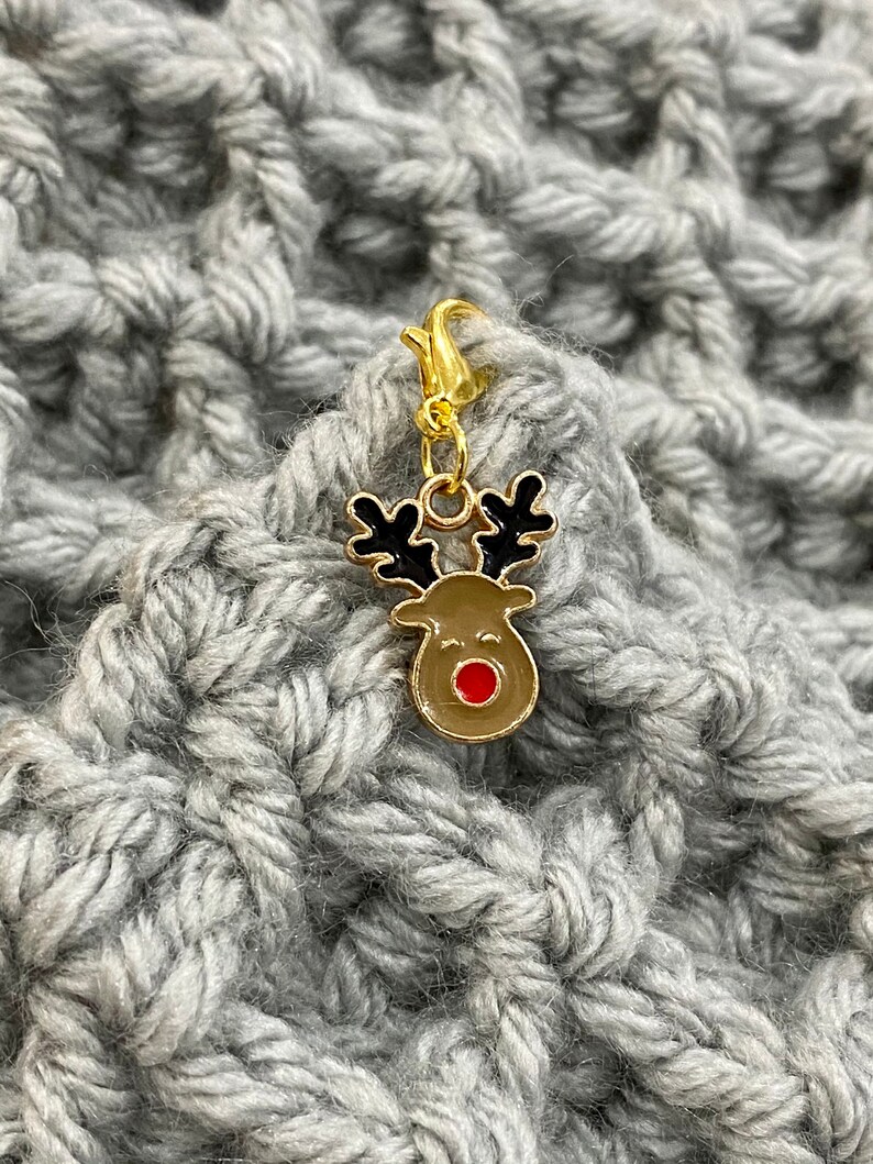 Christmas themed enamel stitch markers progress keepers Noel gifts reindeer stitch markers