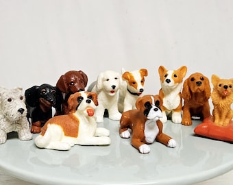 Puppy In My Pocket LARGE 23 plus DISPLAY HOUSE And
