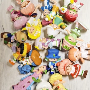 Strawberry Shortcake Miniature PVC Figurines Vintage 1980's by Kenner