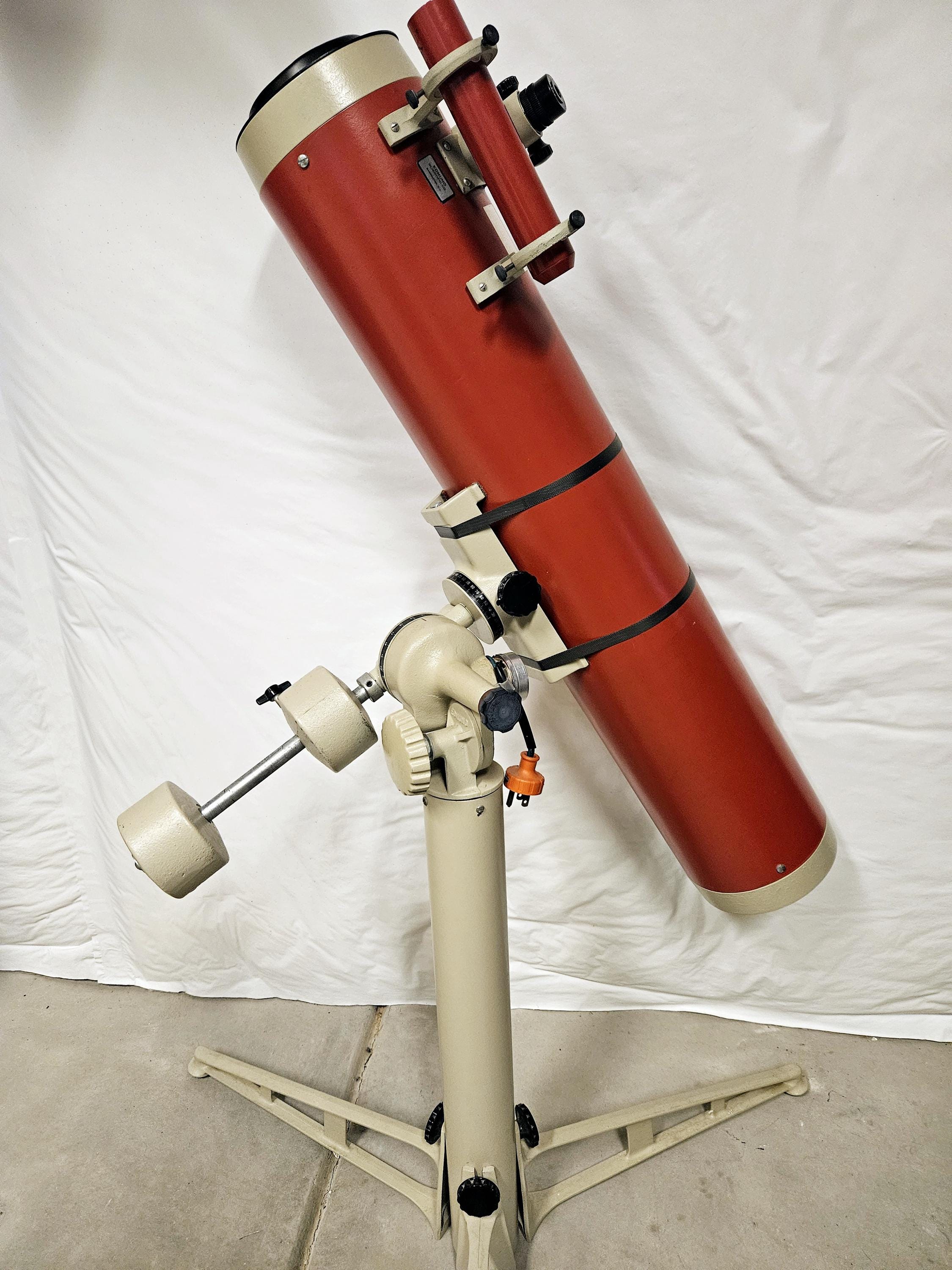 Vintage Edmund 6-inch F/6 3007 Newtonian Telescope Set With