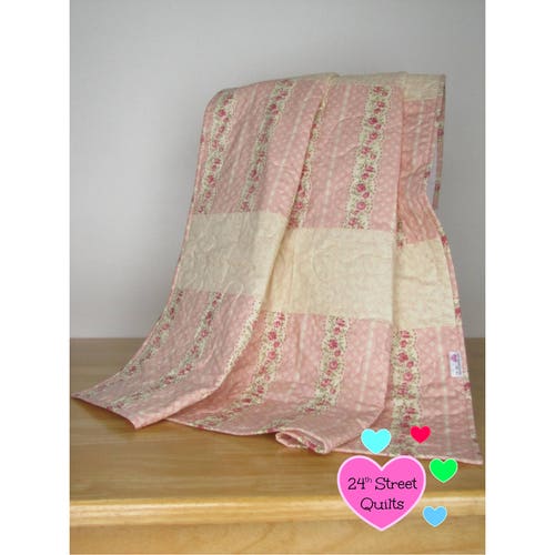 Crib shops Quilt | Baby Quilt | Baby Quilts | Crib Quilts | Baby Shower Gift | Baby Gifts | Vintage Floral Baby Quilt