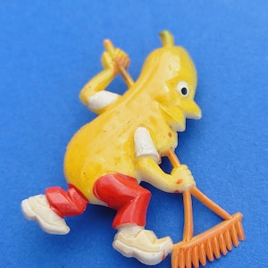 Vintage celluloid funny brooch, old brooch, celluloid brooch, vintage fifties brooch