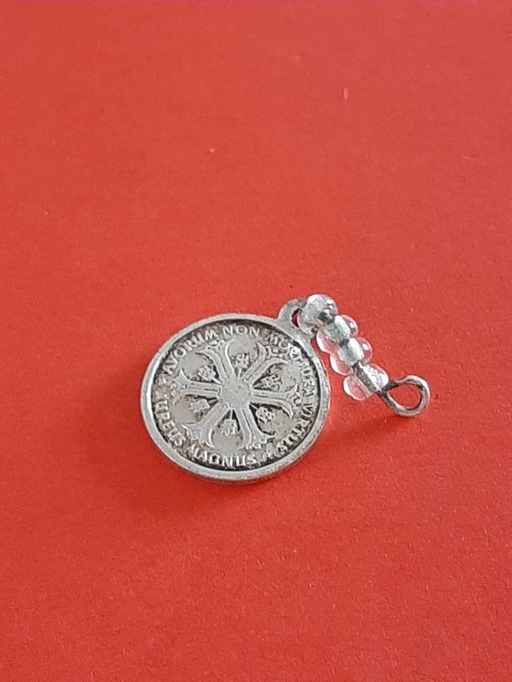 Vintage tiny silver plated Egyptian medal pendant… - image 7