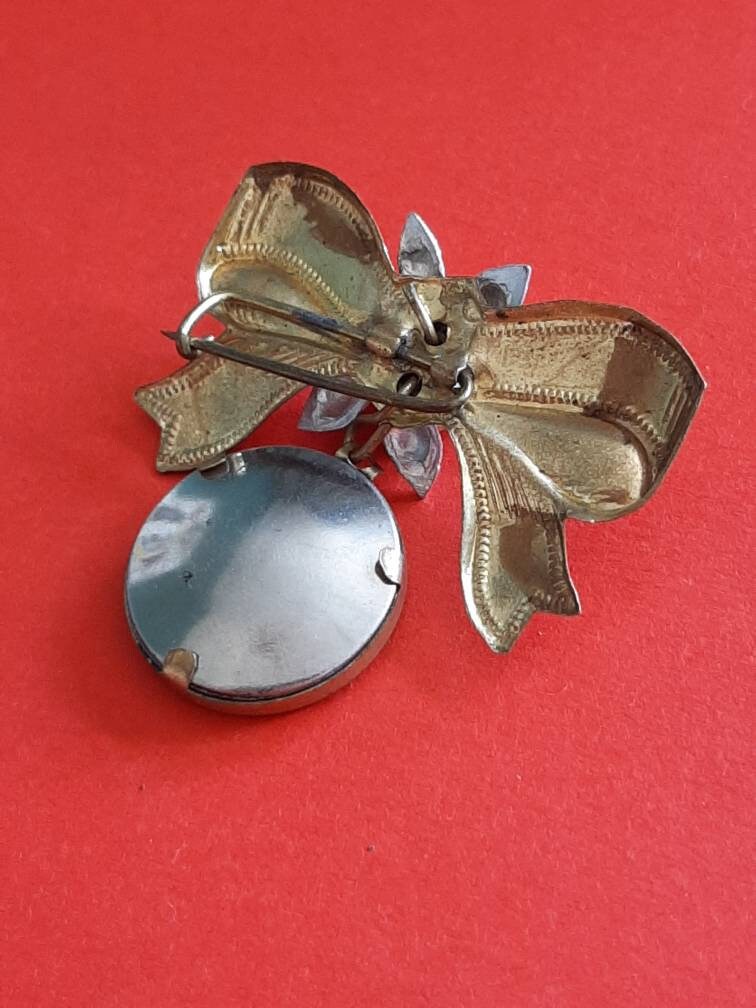 Broche Religieuse Notre Dame De Lourdes - Bijou Vintage De Dévotion, Occasion