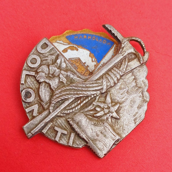 pendentif médaille italienne plaqué argent vintage des Dolomiti, souvenir Dolomiti, escalade dans les Dolomiti