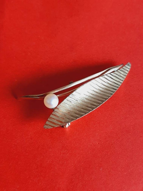 Broche Ancienne En Forme De Plume - Plaqué Or Et Laiton - Années 1970 - Occasion Très Bon état