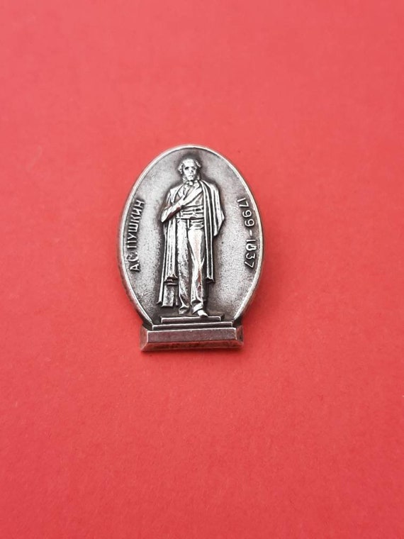 Vintage pin badge of Alexander Pushkin 1799-1837,… - image 4