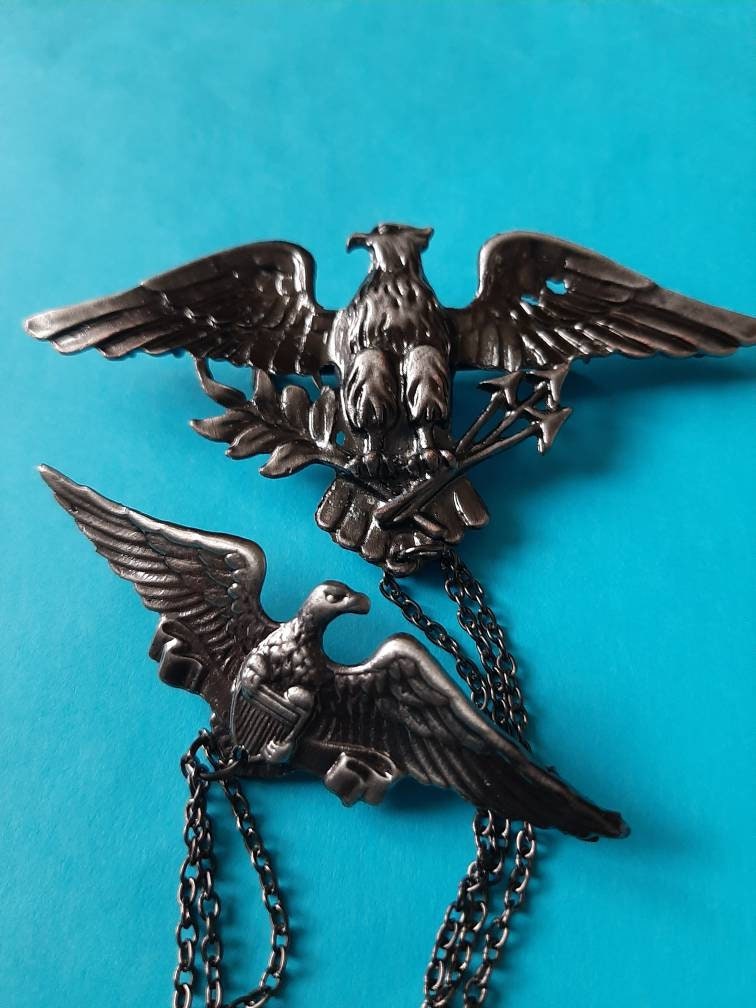 USA製1940-50年代US.ARMY白頭鷲ミリタリーペンダントトップチャーム USA製1940年代WW2ヴィンテージUS.ARMY白頭鷲アメリカ陸軍