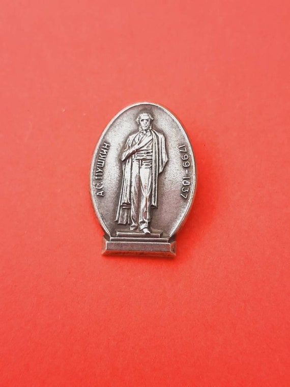 Vintage pin badge of Alexander Pushkin 1799-1837,… - image 7