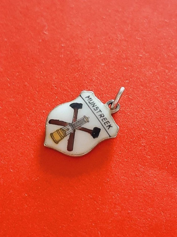 Vintage Dutch silver 800 and enamel charm of Heer… - image 3