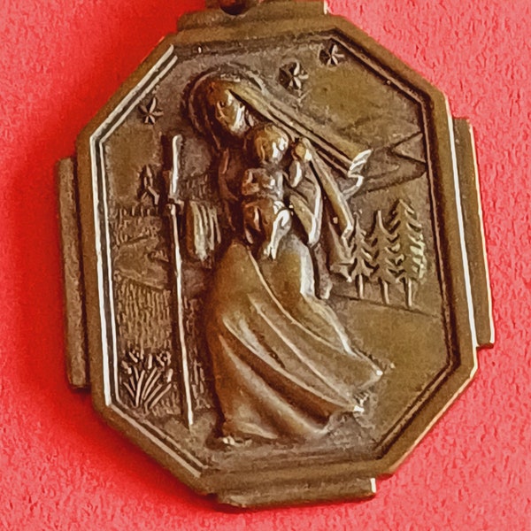 Vintage religious Catholic copper medal pendant of Our Lady with Child Jesus, Notre Dame de la Route, Madonna della Strada