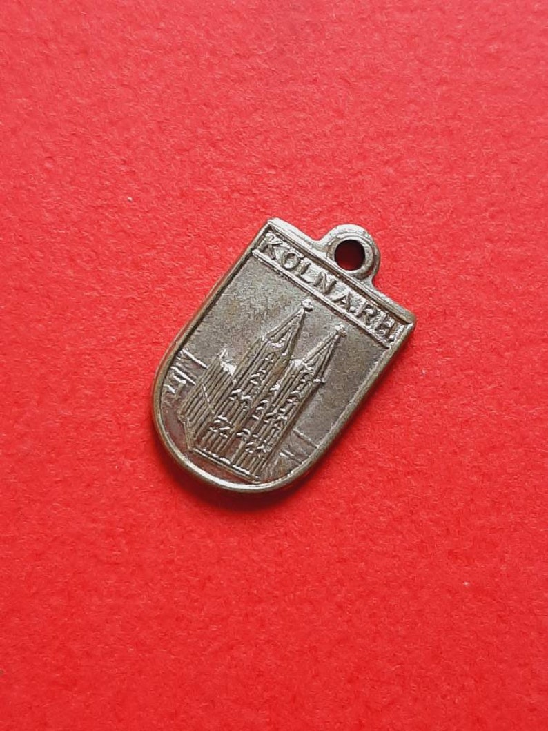 medal pendant Europe Keulen Cologne K\u00f6ln am Rhein Germany Vintage travel shield charm