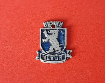 Vintage travel shield charm of Berlin Germany, charm souvenir coat of arms Berlin Germany, necklace Berlin