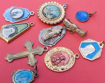 Assortment of 9 vintage religious Catholic colorful medal pendants, sixties mix religious Saints, cross, Catholic enamel charms