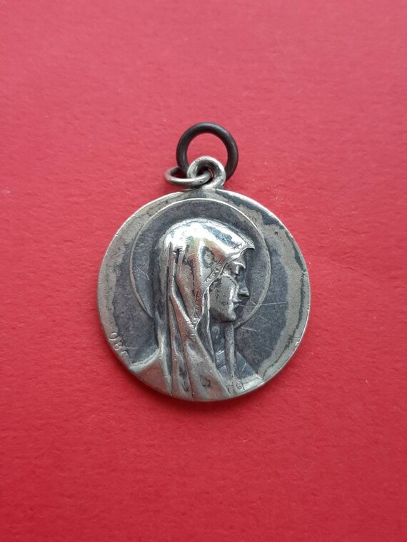 Pendentif Religieux Vintage Notre Dame De Lourdes - Occasion, Origine France
