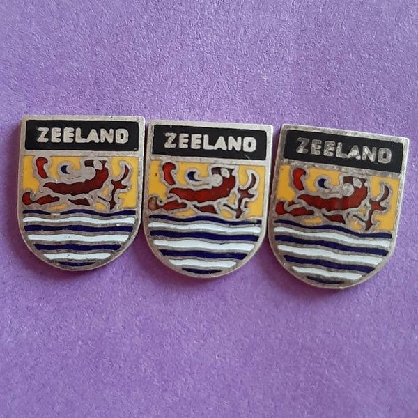 Vintage diy enamel travel shields of Zeeland, the Netherlands, vintage Zeeland, crest Zeeland, diy Zeeland