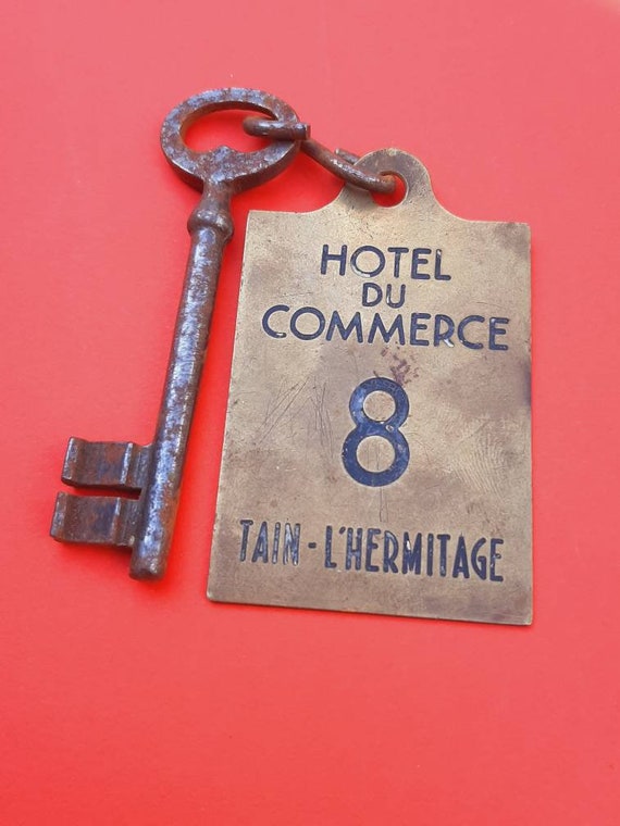 Old hotel key best sale holder