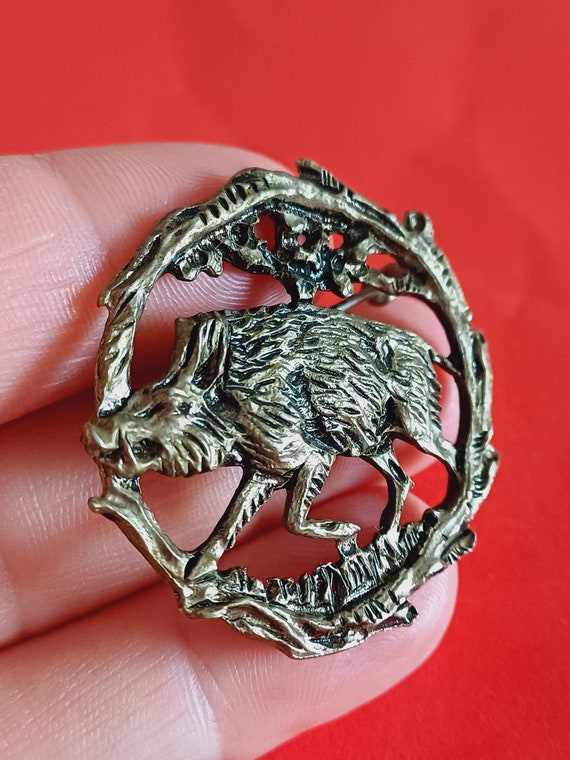 Vintage South German silver plated hunter brooch … - image 8