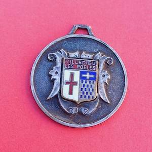 Vintage enamel medal pendant Villedieu le Poeles, travel shield pendant charm of Villedieu les Poeles, souvenir coat of arms of Villedieu