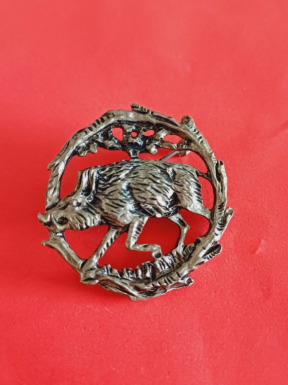 Vintage South German silver plated hunter brooch … - image 2