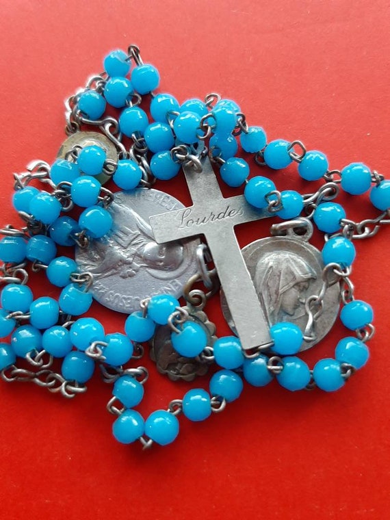 Vintage assortment of religious Catholic items, rosar… Gem