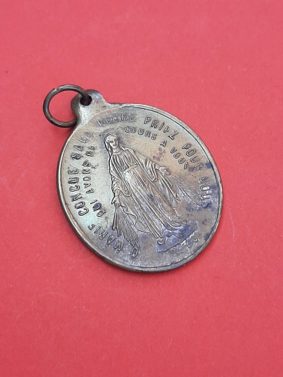 Vintage religious Catholic French medal pendant o… - image 4