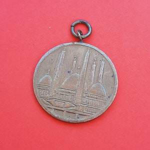 Breloque pendentif médaille belge vintage de Bruxelles, pendentif médaille 1935 Bruxelles, expo mondiale, Bruxelles Belgique expo Bruxelles