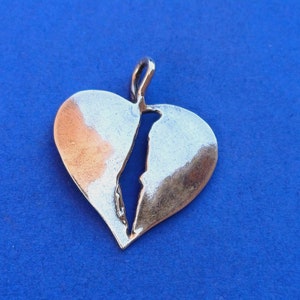 vintage unique 925 charme de coeur en argent poinçonné avec la carte terrestre d’Israël, charme de coeur Israël