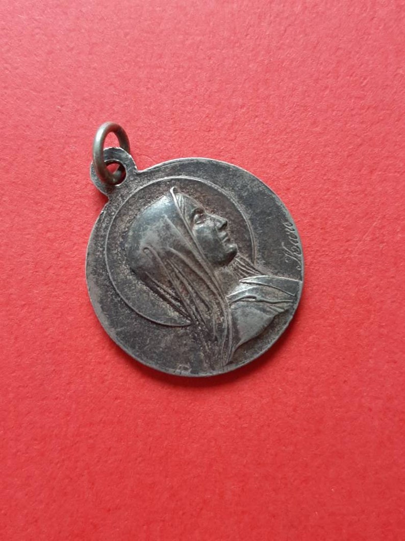 place of pilgrimage Montaigu Vintage medal pendant of Our Lady Notre Dame Scherpenheuvel Mother Mary Devotion signed Penin and Karo
