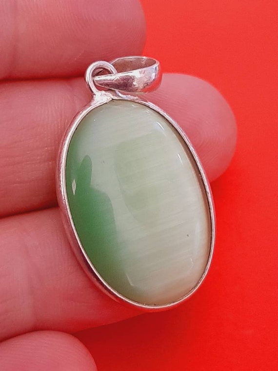 Vintage oval classic silver plated and green pend… - image 9