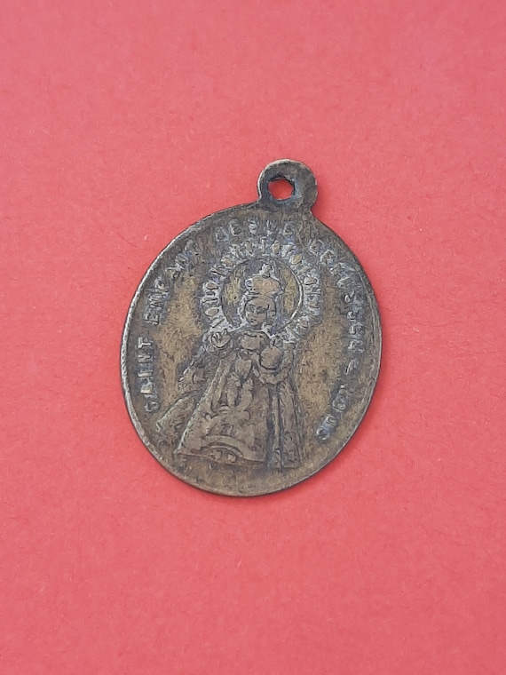 Vintage religious Catholic bronze medal pendant of Child Jesus, Infant Jesus of Prague, old charm Infant Jesus of Prague