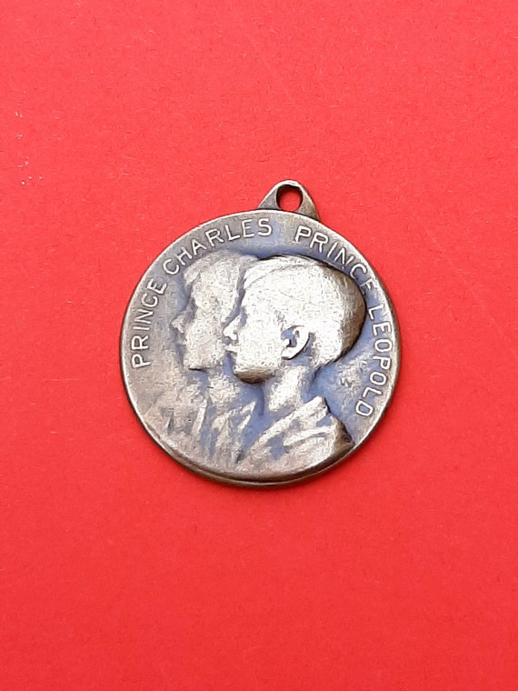 Antique bronze medal pendant of Prince Charles an… - image 4