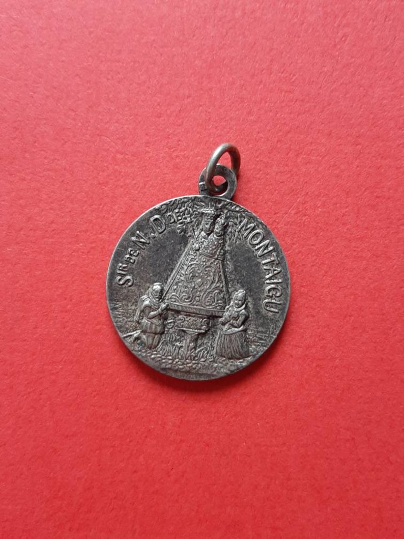 place of pilgrimage Montaigu Vintage medal pendant of Our Lady Notre Dame Scherpenheuvel Mother Mary Devotion signed Penin and Karo