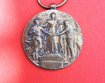 Belgium antique bronze art medal pendant of the Mutualité Chretiennes de Charleroi. Federation des mutualites chretiennes, Belgique.