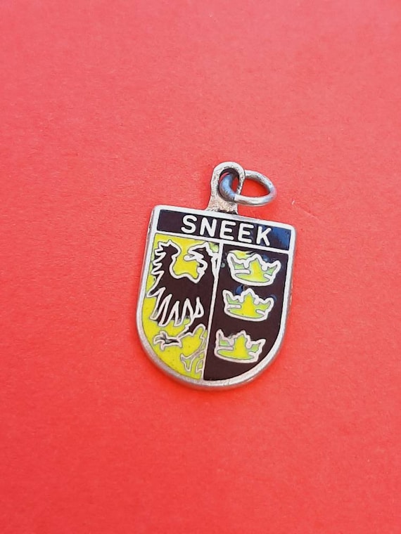 Vintage Dutch silver plated and enamel pendant charm of Sneek Friesland, enamel Dutch Sneek Friesland souvenir