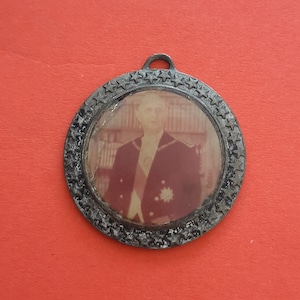 Medalla antigua colgante del Presidente de Francia, Charles André Joseph Marie de Gaulle, Quinta República Francesa, Croix de Lorraine