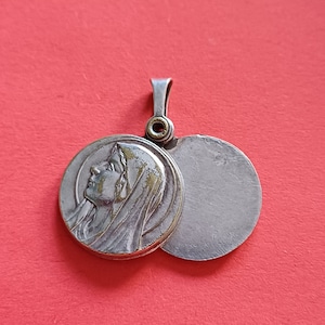 Vintage religious Catholic French silver plated medal pendant of Saint Louis Marie De Montfort and Our Lady, moveable old religious medal