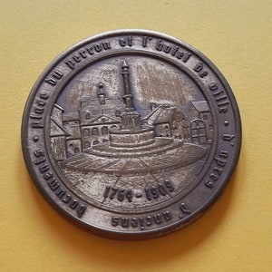 Vintage Belgium brass token of Place du Perron Andenne, Place du Perron, Andenne, La Ville Andenne, Namen Belgique image 1