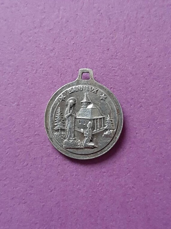 Vintage religious Cath silver plated charm of Our… - image 3