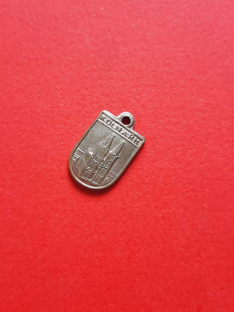 medal pendant Europe Keulen Cologne K\u00f6ln am Rhein Germany Vintage travel shield charm