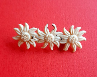 Vintage floral celluloid brooch of Edelweiss flowers, vintage Oktoberfest souvenir, old Edelweiss brooch, celluloid floral brooch