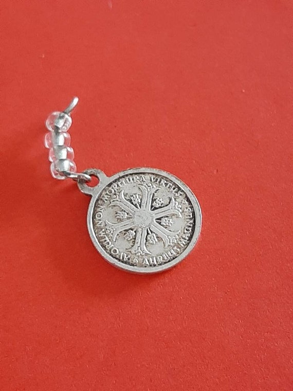Vintage tiny silver plated Egyptian medal pendant… - image 4