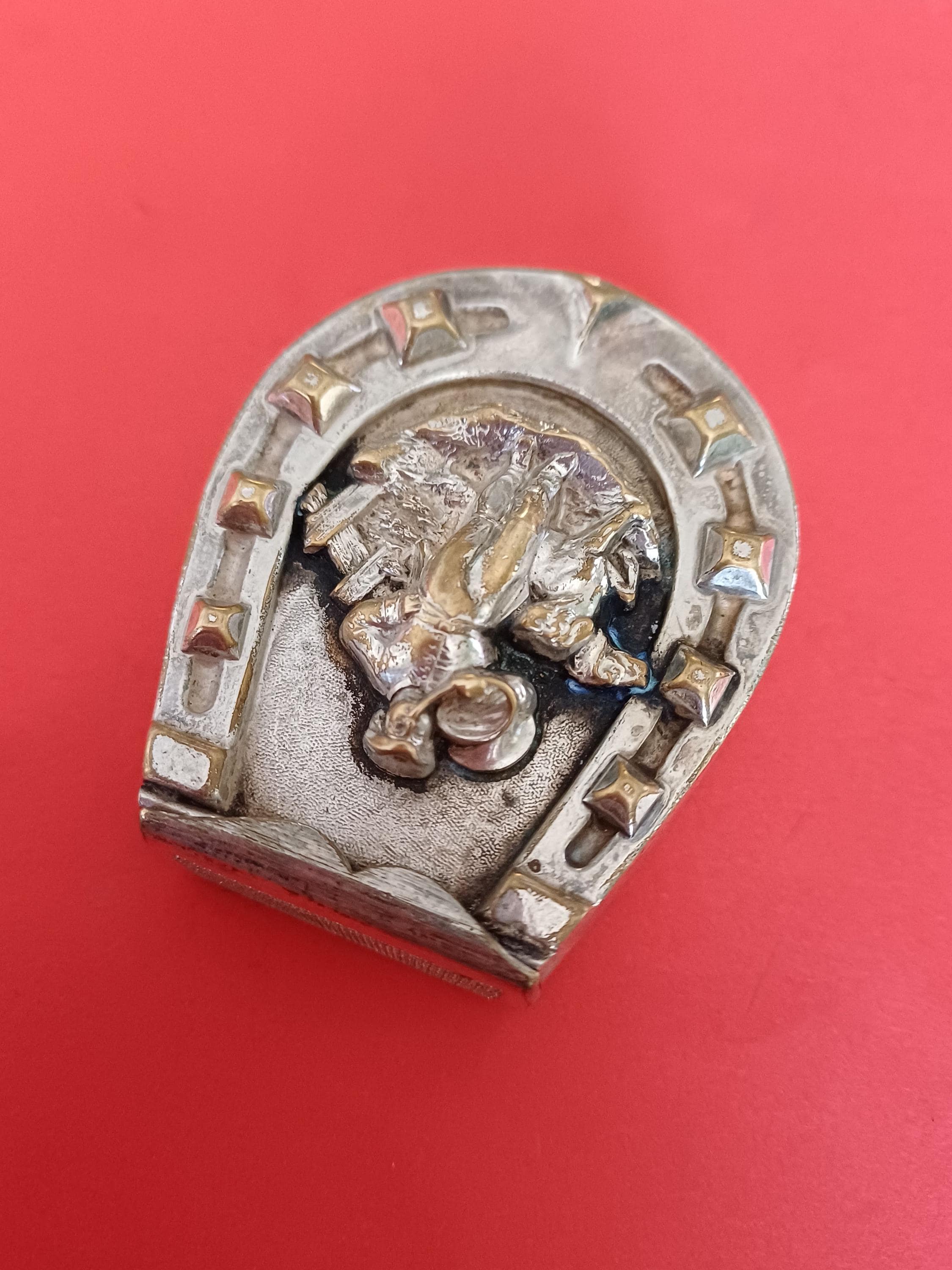 イギリス　アイルランド　ビンテージ　靴型　小物入れ Antique Horseshoe Shaped Box - Etsy