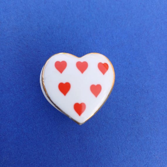 Vintage mini white porcelain tiny box, ceramic miniature box,red heart porcelain box, porcelain heart box of porcelain, trinket box View 2