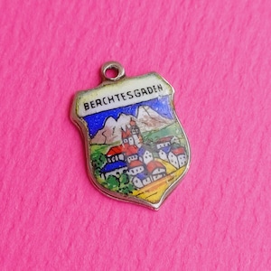 Ciondolo tedesco vintage in argento 800 e smalto di Berchtesgaden, scudo da viaggio Berchtesgaden, souvenir Berchtesgaden